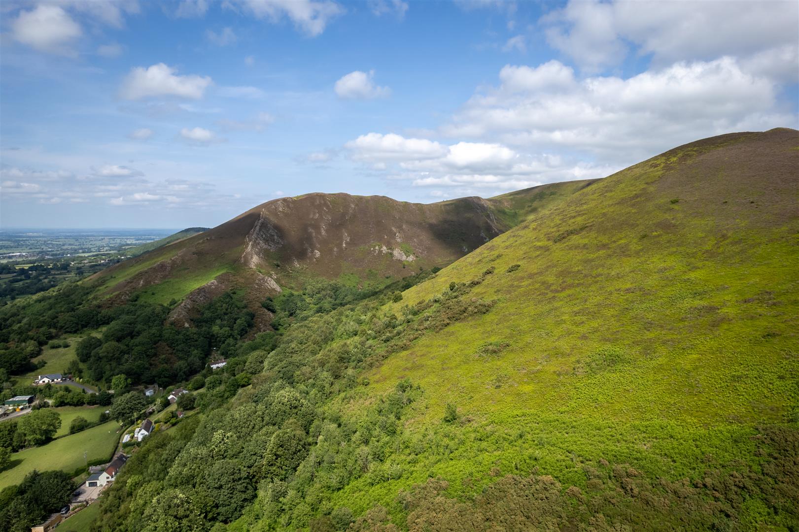 10 Perkins Beach Dingle, Shrewsbury, SY5 0PE For Sale 10 Perkins Beach Dingle, Shrewsbury, SY5 0PE For Sale